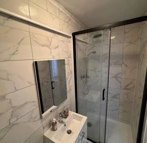 Saint Marc - 1er Etage Cours Apartman *